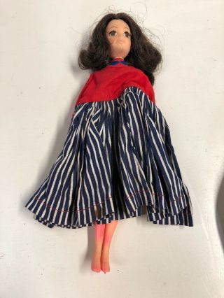 Rare Vintage 1971 Hasbro World Of Love Peace Hippie Barbie Doll D