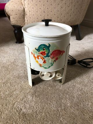 Vintage Mini Electric Tin Litho Toy Wringer Washer Washing Machine