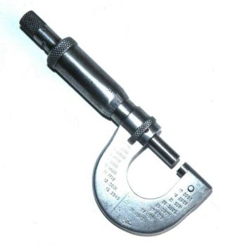 Vintage small 0 - 1/2 inch micrometer 3