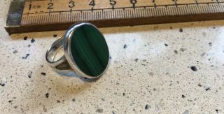A Well Made Vintage Silver 925 And Malachite Ring,  Maker Kr