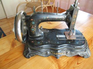 Vintage Sewing Machine Maker Clemens Muller Type Saxonia