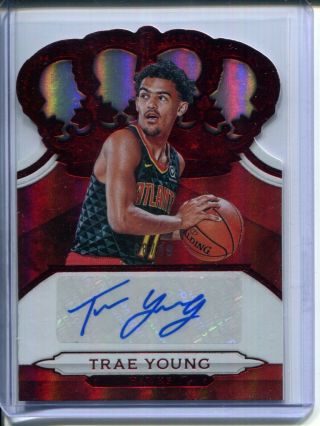 Trae Young 2018 - 19 Panini Crown Royale Rookie Auto Autograph Red 68/99 Hawks