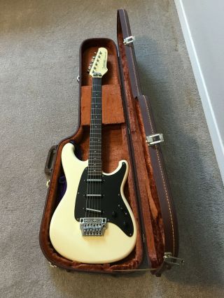 Ibanez Roadstar Ii Vintage 1984 Electric Solid Body Guitar W/case