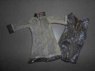 VINTAGE BARBIE CLONE Japanese Exclusive White Lace and Silver Outfit 3