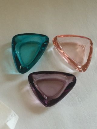 3 Mini Triangle Glass Ashtray Set Mcm Vintage Small Glass Boomerang Atomic
