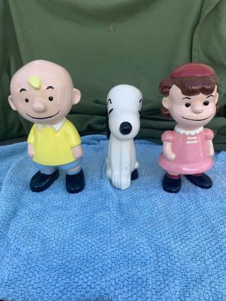 3 Vintage Peanuts Gang Ceramic Figurines Charlie Brown - Snoopy - Lucy -