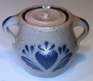 Vintage 1980s Rowe Pottery Miniature 1.  5” Heart Crock With Lid And Handles