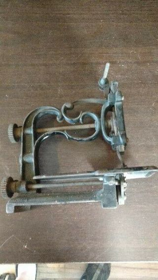 Vintage Salesman Sample? Toy? Sewing Machine No Maker Mark 160