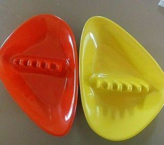 2 Anholt Mid Century Retro Boomerang Plastic Ashtrays Orange And Yellow