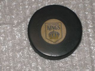 Los Angeles Kings Puck Nhl Viceroy Rubber Crested 1973 - 1983