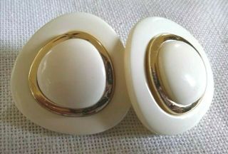 Vintage Goldtone And Off White Lucite Disk And Dome Clip Earrings