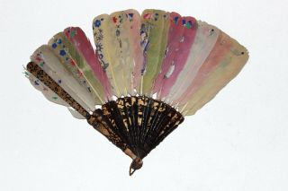 Chinese Fan Antique Early 19th C Century Painted Lacquer Wood Gilded Feathers
