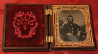 Antique Civil War Soldier Tintype In Gutta Percha Daguerreotype Case