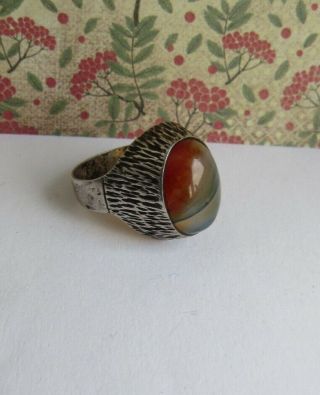 Vintage 1970s Modernist Sterling Silver Textured Moss Agate Ring