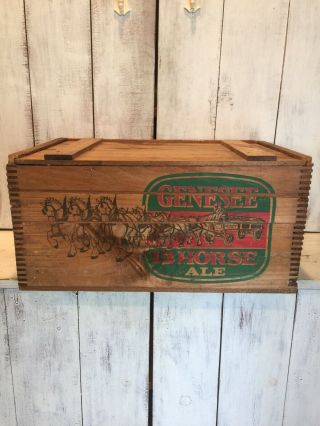 Vintage Genesee 12 Horse Ale Wood Beer Crate W/ Lid Box Graphics 1948