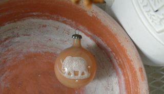 Vintage Antique Rare Glass Golden Beige W White African Elephant Ball Ornament