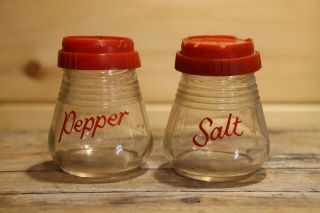 Vintage Clear Glass Retro Art Deco Salt & Pepper Shaker Set Red Lids,