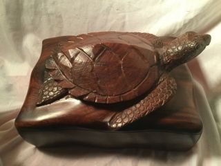 Hand Carved Ironwood Box W/sea Turtle Lid Signed Jose Gpe.  “lupe” Figueroa M.