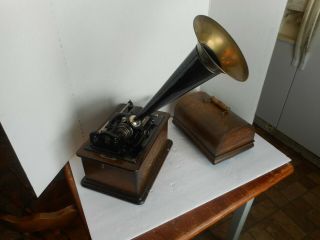 Antique Edison Standard Phonograph W/horn 5 Cylinder Records