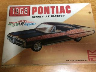 Mpc 1968 Bonneville Hard Top Vintage Model Kit