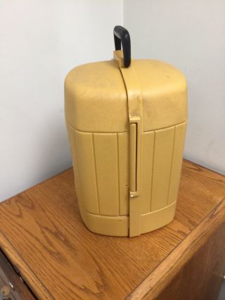 Vintage Coleman Yellow Lantern Hard Carry Case Clam Shell 2