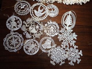 Vintage Christmas Set Of 13 White Cutout Metal Tree Ornaments Can Be Made 3d