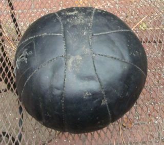 Vintage Leather Everlast Medicine Ball 6.  58lbs Stitched Laced 10”