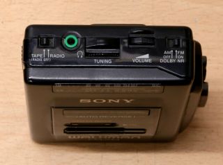 SONY WM - F2068 vintage cassette tape Walkman FM AM radio Serviced JAPAN 99p NR 3