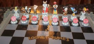 Vintage 1991 - 92 Franklin Warner Bros Looney Tunes Cartoon Chess Set 3