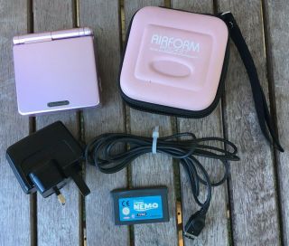 Vintage Nintendo Gameboy Advance Sp Pink Console Finding Nemo Game Charger Case