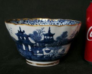 Good Large 14cm Chinese 18th C Qianlong Blue And White Pagoda Bowl Cup Vase Tea