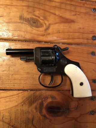 Vintage 1960 Mondial Eig.  22 Caliber Starter Pistol Revolver Blank Made In Italy