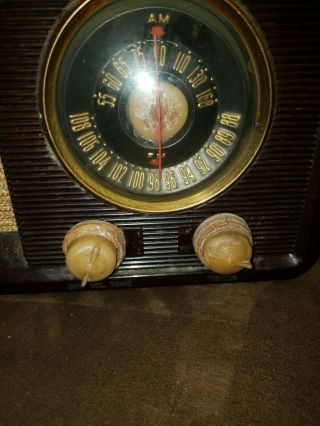Vintage 1940s General Electric Bakelite Tube Radio Model 210 Made n USA 3