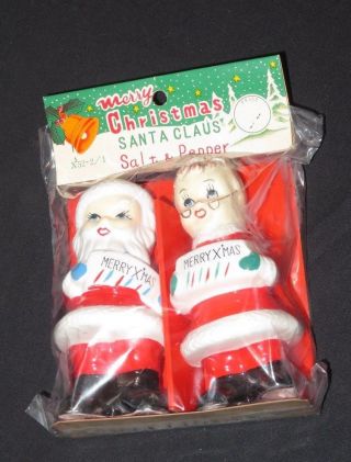Vintage Christmas Santa Claus & Mrs Salt Pepper Shaker Set Nos (p384)