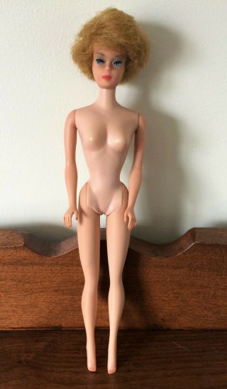 Vintage 1960 ' s Barbie Doll by Mattel Strawberry Blonde Bubble Cut 2