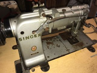 RARE HARD TO FIND ANTIQUE INDUSTRIAL SINGER 300w201 Double Needle Chainstitch 3