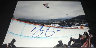 Shaun White Olympic Snowboarder Gold Medal Signed 11x14 Autographed Photo