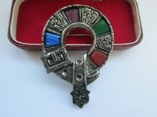 Vintage Signed Miracle Scottish Celtic Agate Glass Buckle Belt Brooch Kilt Pin
