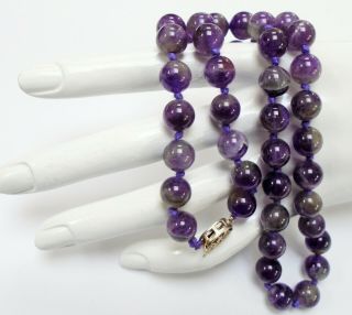 Very Good Quality Vintage Hand Knotted Amethyst Bead Necklace
