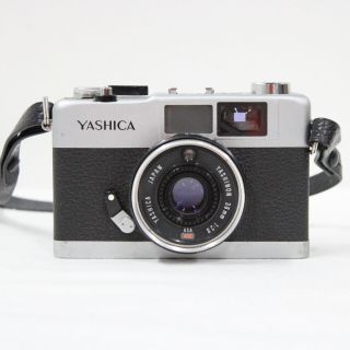 Yashica 35 - Me Vintage Film Camera Made In Japan Circa 1970 