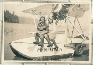 Oc3b Vintage B&w Photo 2.  5x3.  5 Female Pilots Aviators Sea Plane Goggles 1939