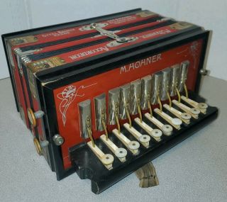 Early 1900s M.  Hohner Accordeon Gold Medal St.  Louis 1904