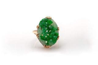 Antique 1940s 20ct Natural Cerved Green Jade 14k Yellow Gold Ring Big Size