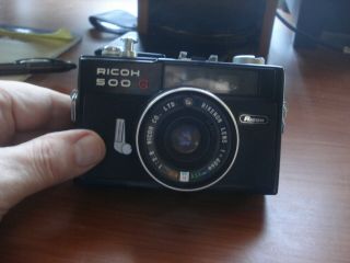 Vintage Ricoh 500g Rangefinder Camera With Rikenon 1:2.  8 40mm Lens Black