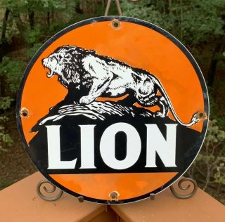 Vintage Lion Gasoline Porcelain Gas & Oil Service Station Pump Sign
