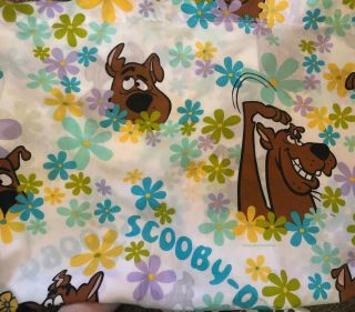 Vintage 1999 Scooby Doo Twin Flat Sheet Bedding Material Flowers Floral