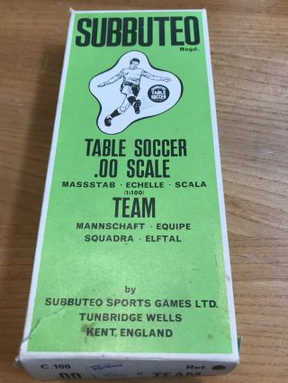 Vintage Subbuteo 00 Scale Players Football - White With Red Stripes