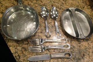 Vintage Ww Ii Military Mess Kit W/ 2 Forks,  2 Spoons,  1 Knife.  Dated 1944