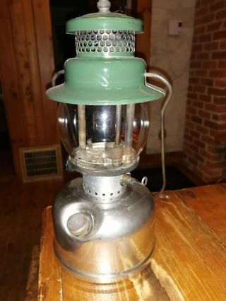 Vintage Coleman 247 cpr lantern 2