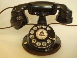 Antique 1920s Round Western Electric 102 Telephone